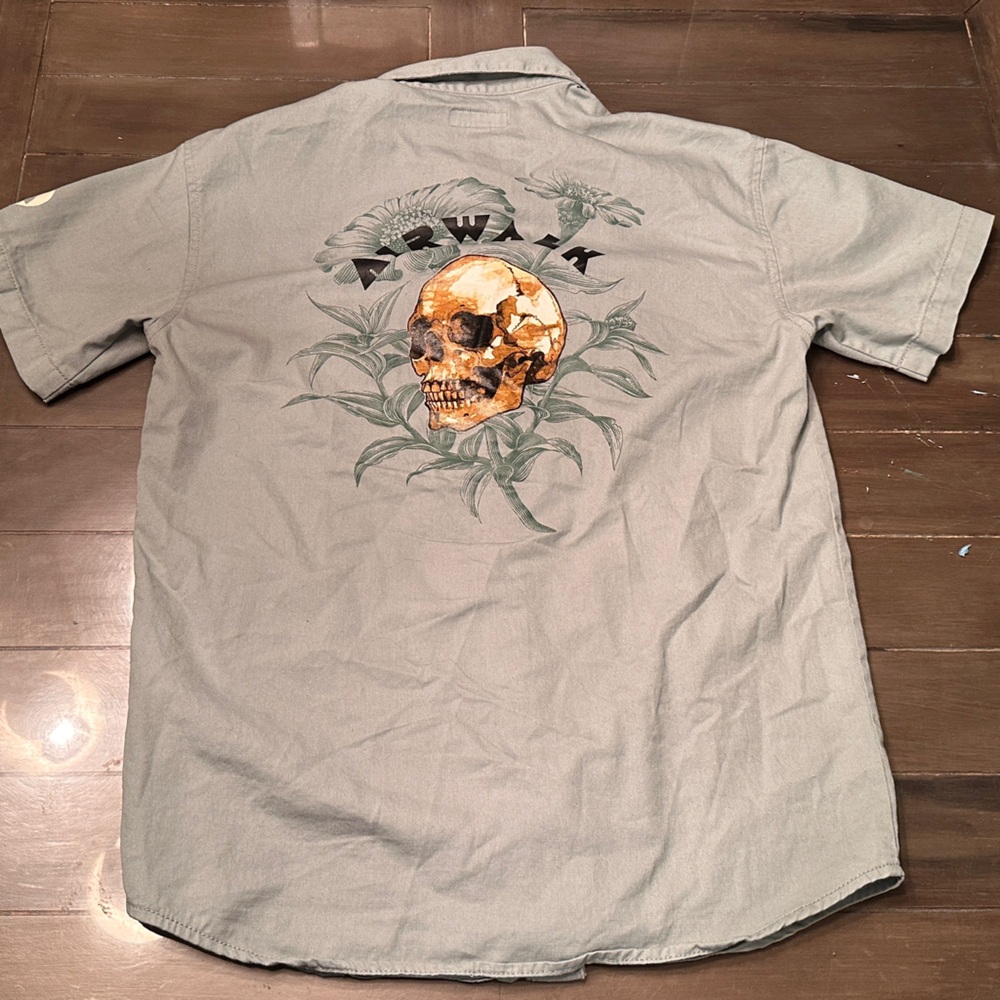 Airwalk Olive Button-Up Shirt